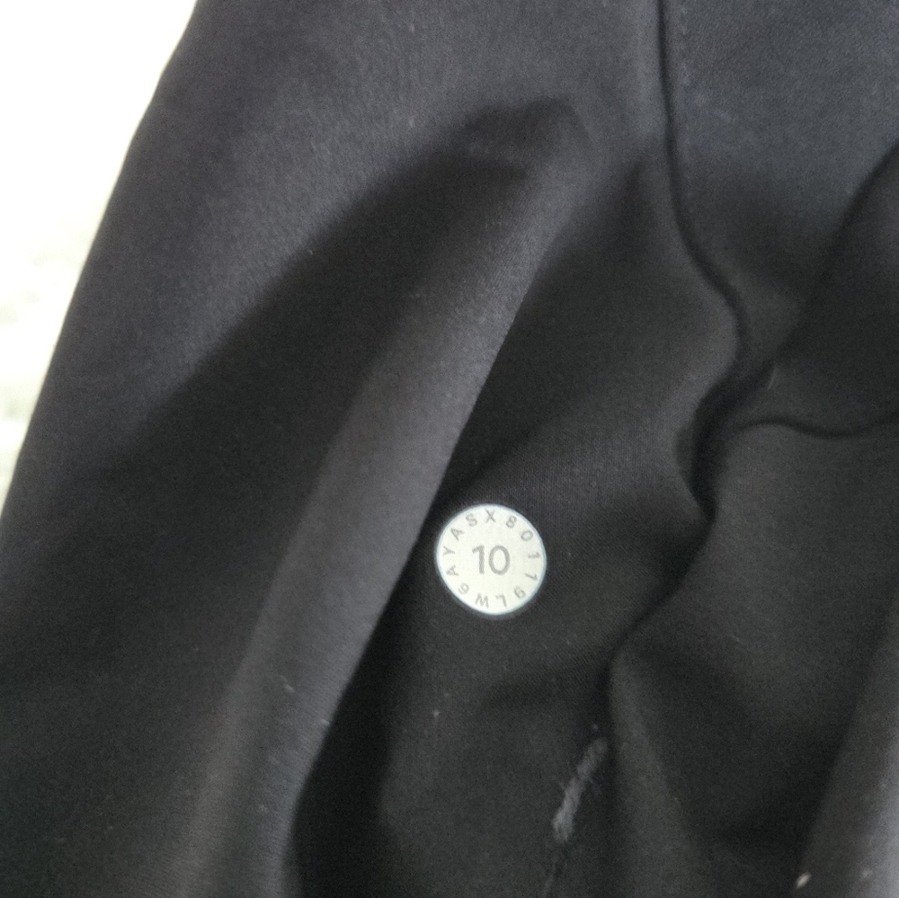 Lululemon Noir Crop Pants Black - Picture 8 of 8